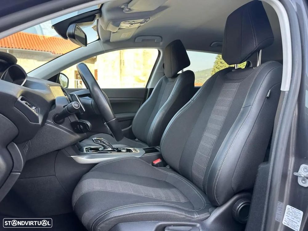 Peugeot 308 - 11