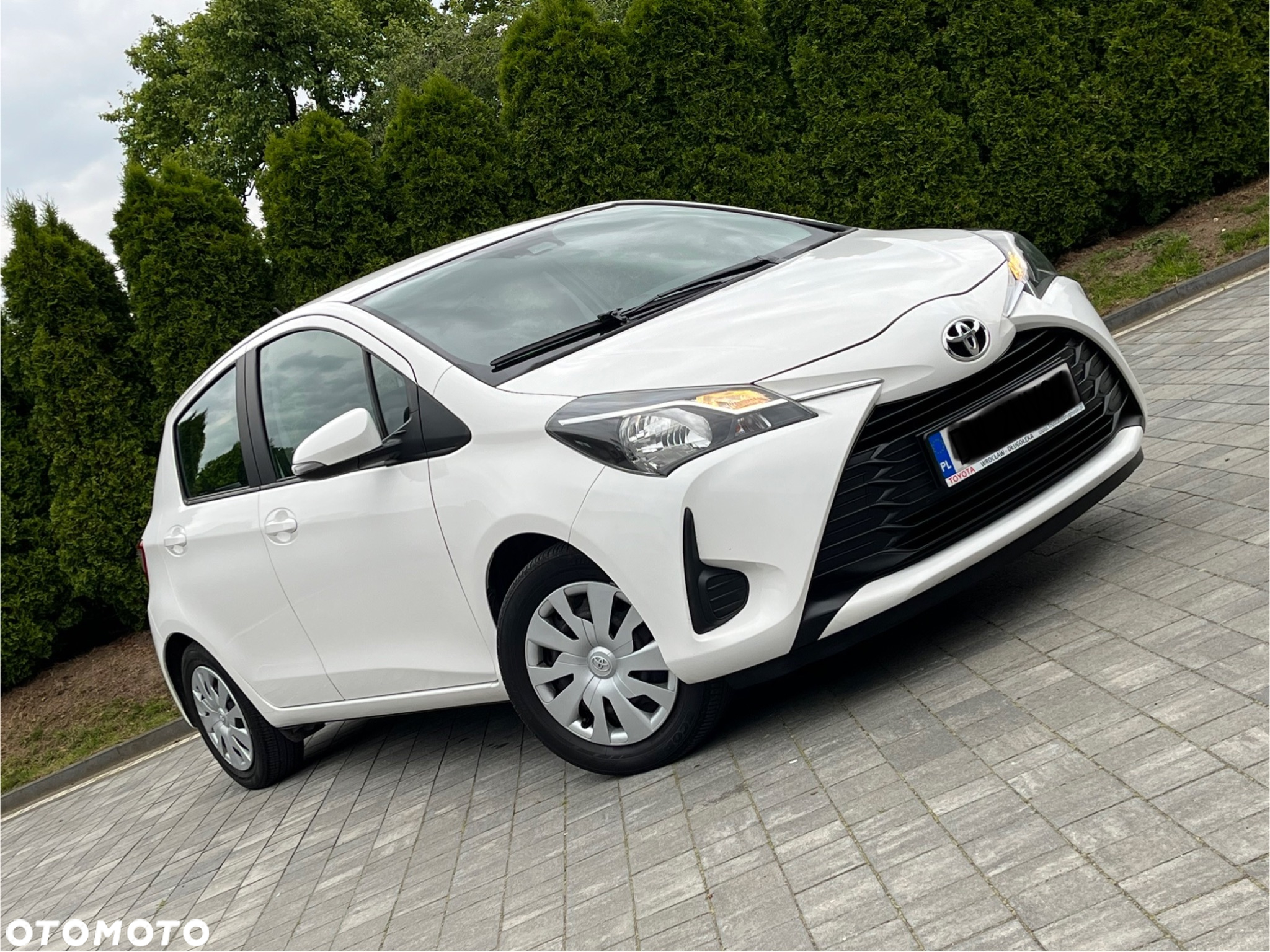 Toyota Yaris - 4