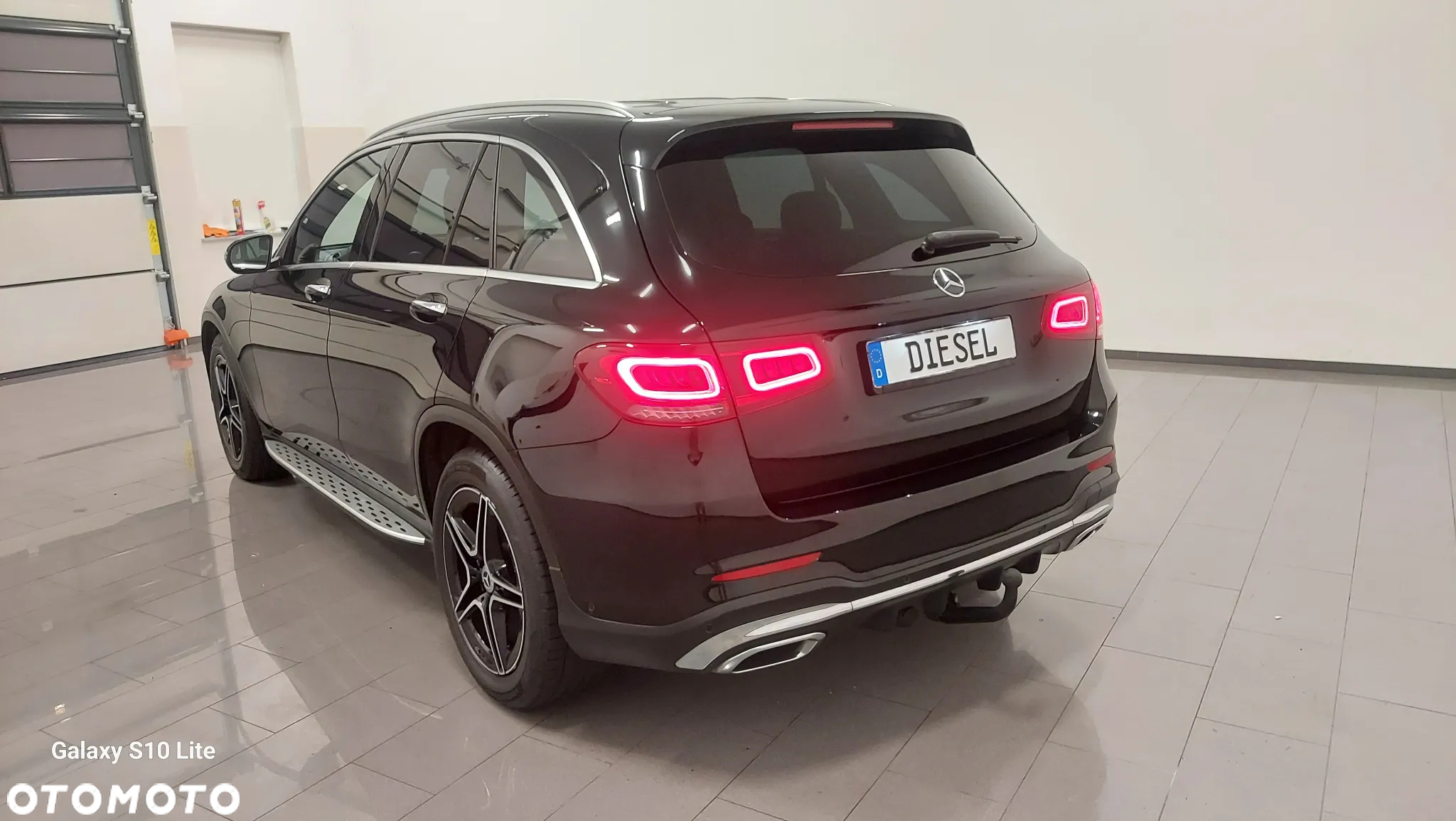 Mercedes-Benz GLC 220 d 4Matic 9G-TRONIC AMG Line Plus - 4