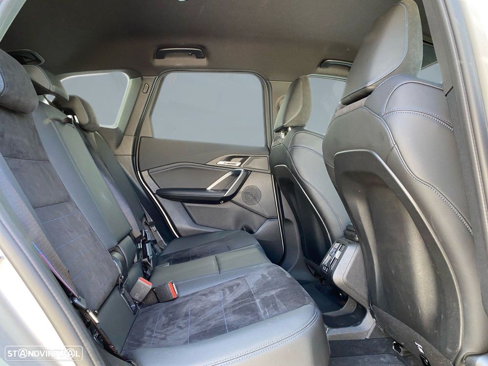 BMW iX1 eDrive20 Pack Desportivo M Pro - 15