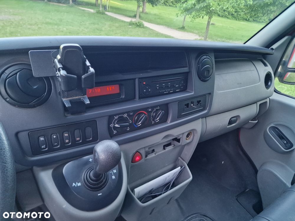Renault Master - 11