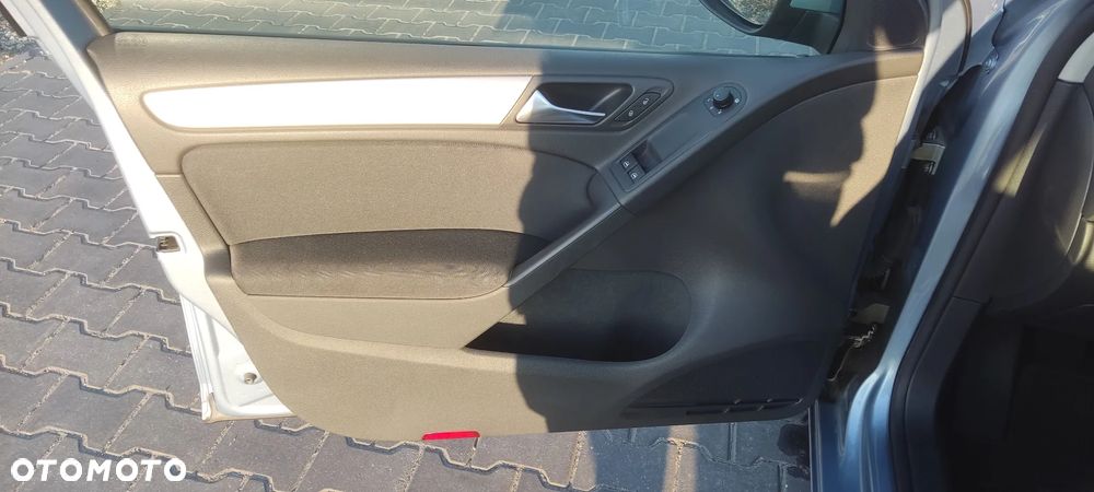 Volkswagen Golf 1.6 Team - 19