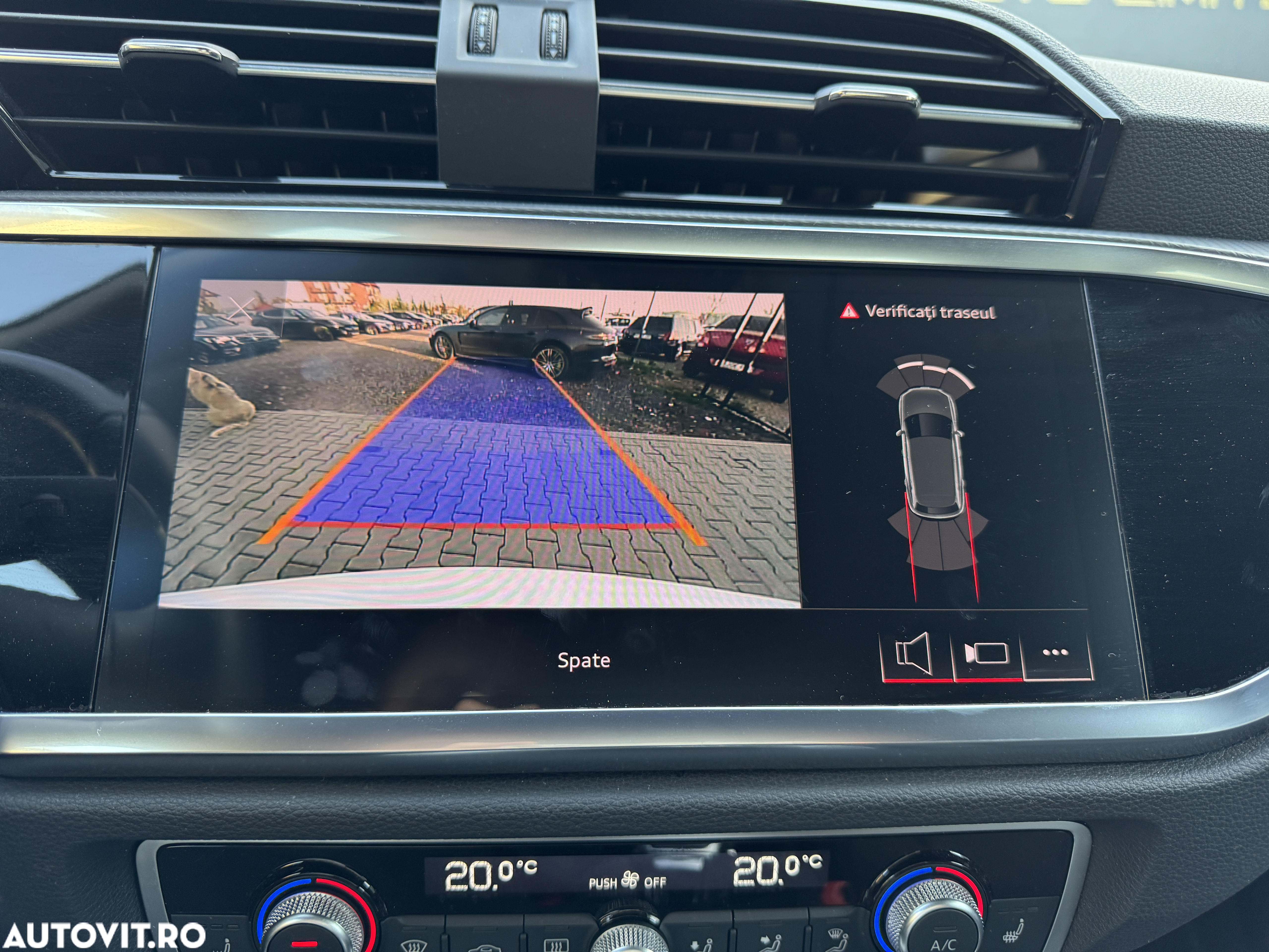 Audi Q3 45 TFSIe S tronic - 13