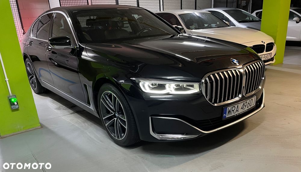 BMW Seria 7 730d xDrive mHEV - 6