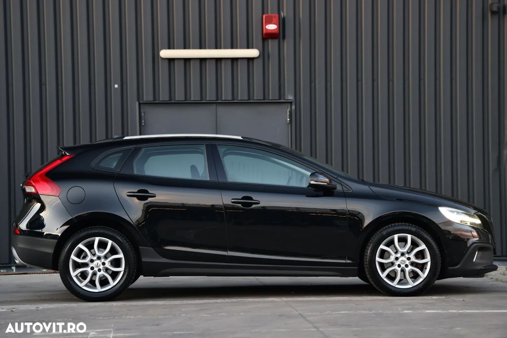 Volvo V40 D3 Geartronic Momentum - 33