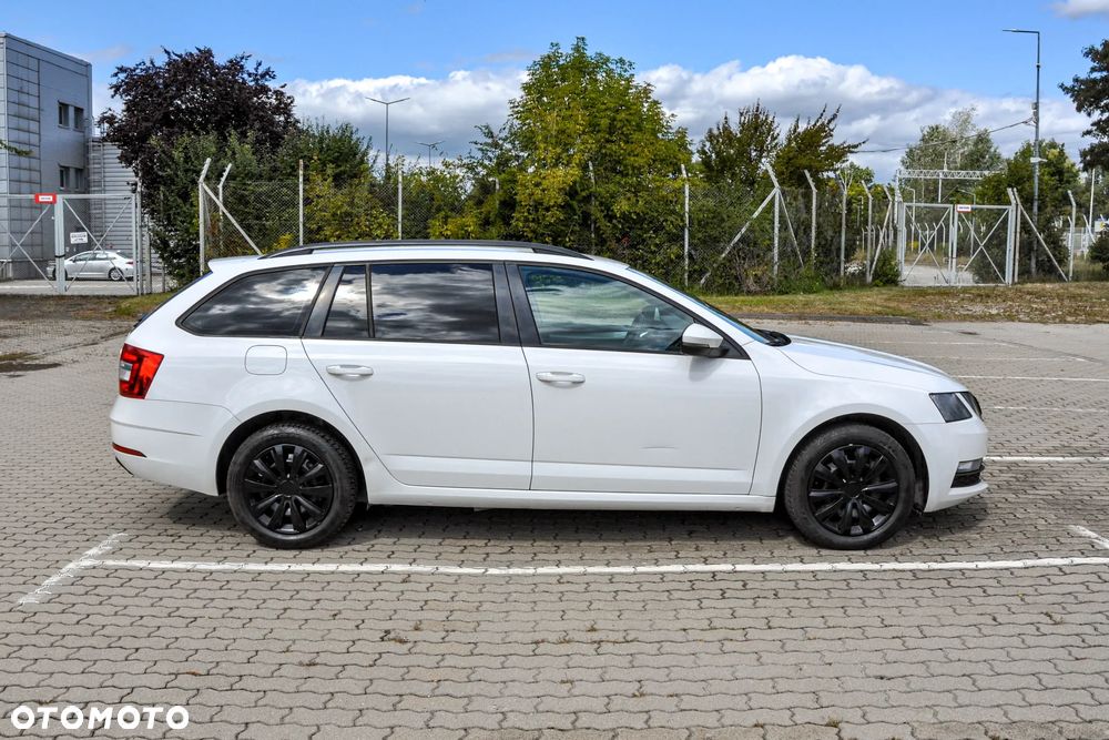 Skoda Octavia - 5