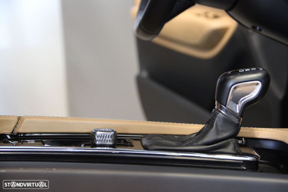 Volvo XC 90 2.0 D4 Inscription - 14