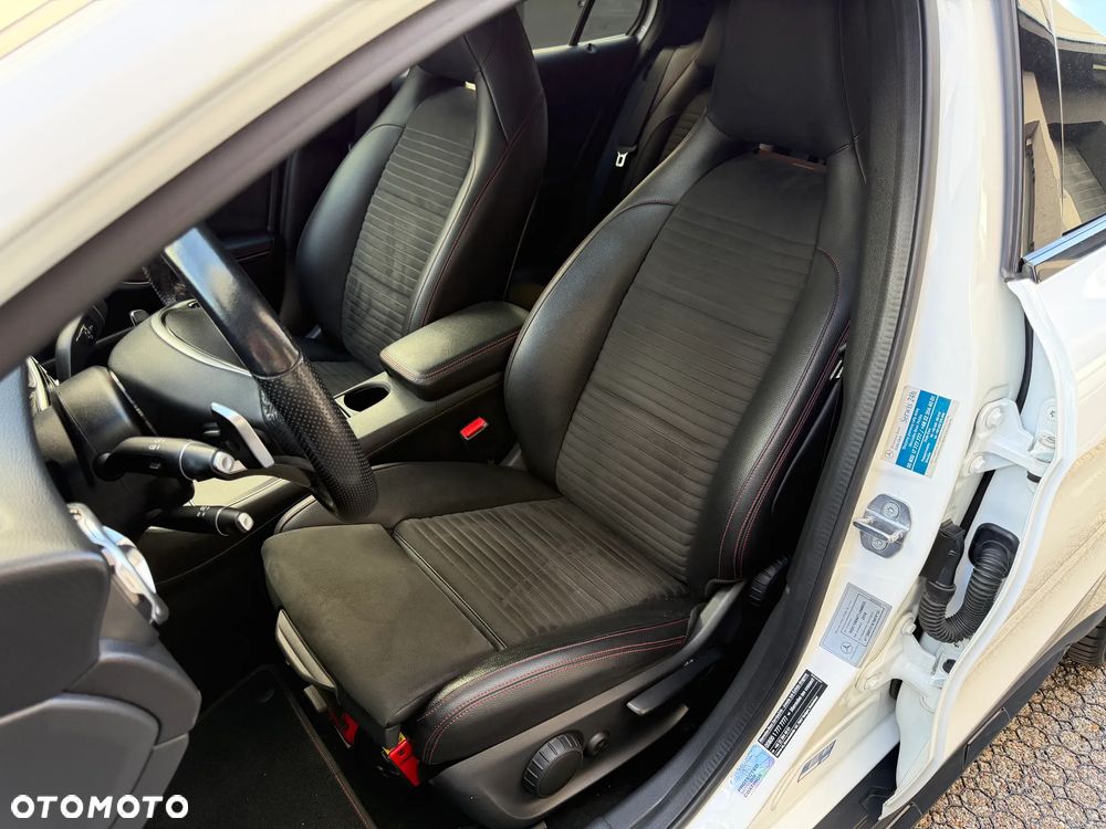 Mercedes-Benz GLA 220 4-Matic - 28