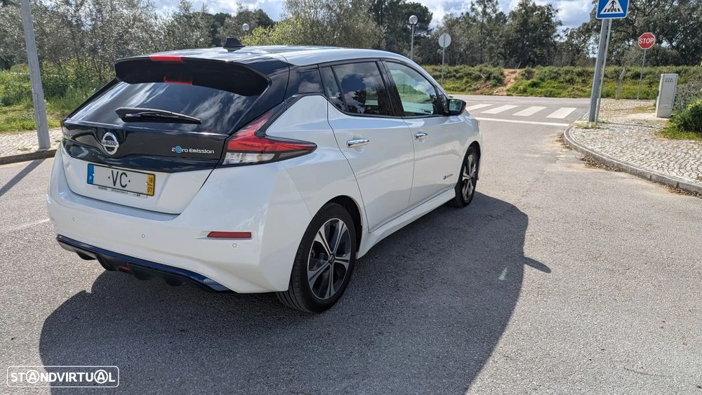 Nissan Leaf N-Connecta - 2