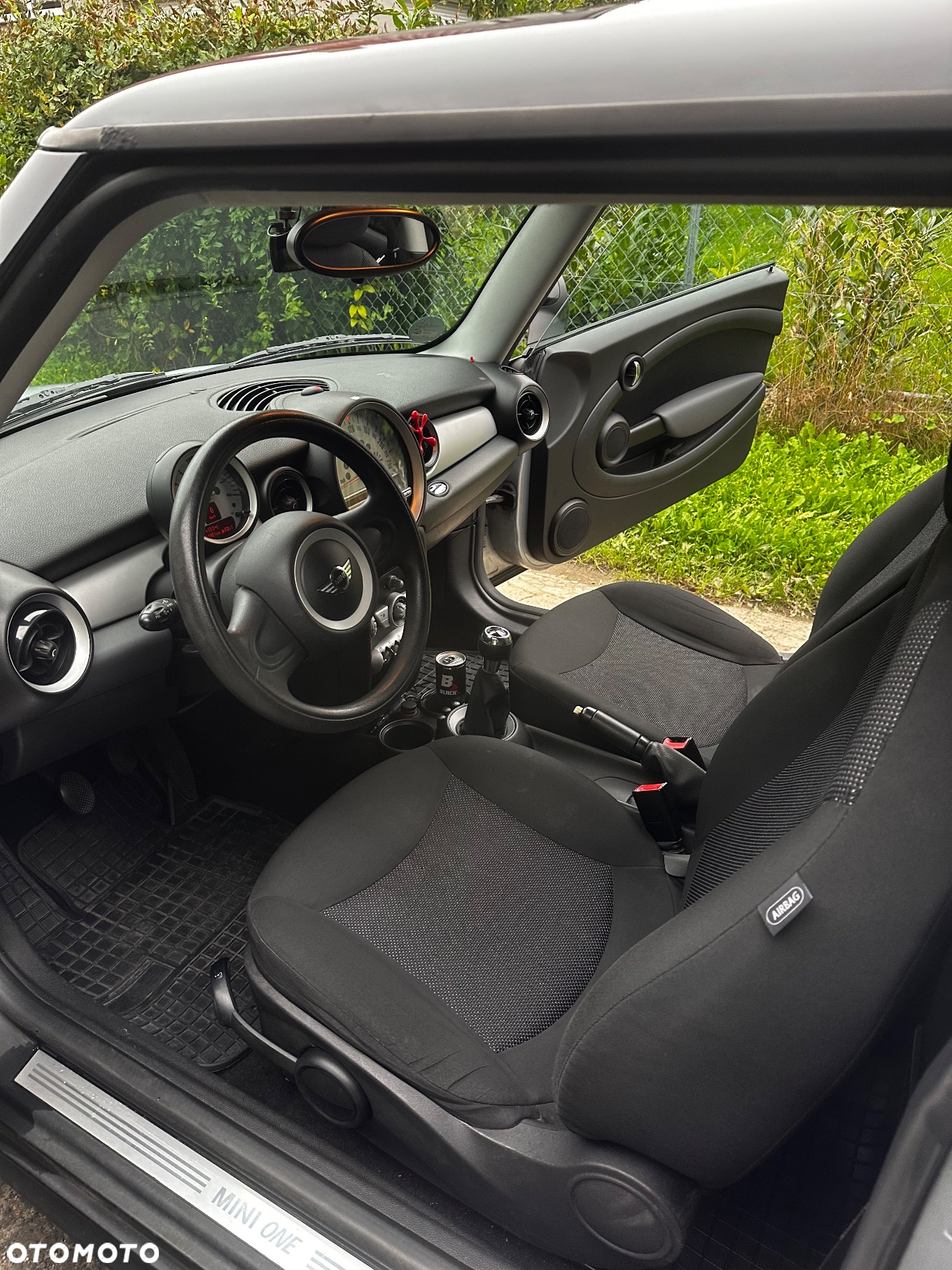 MINI ONE Standard - 9