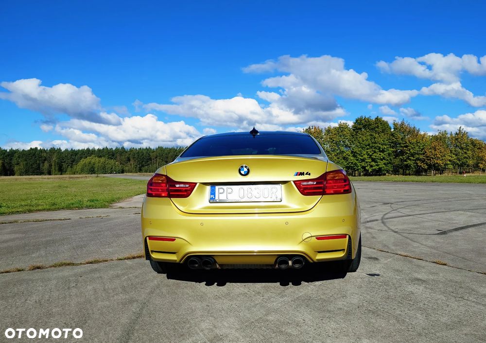 BMW M4 DKG Competition - 7