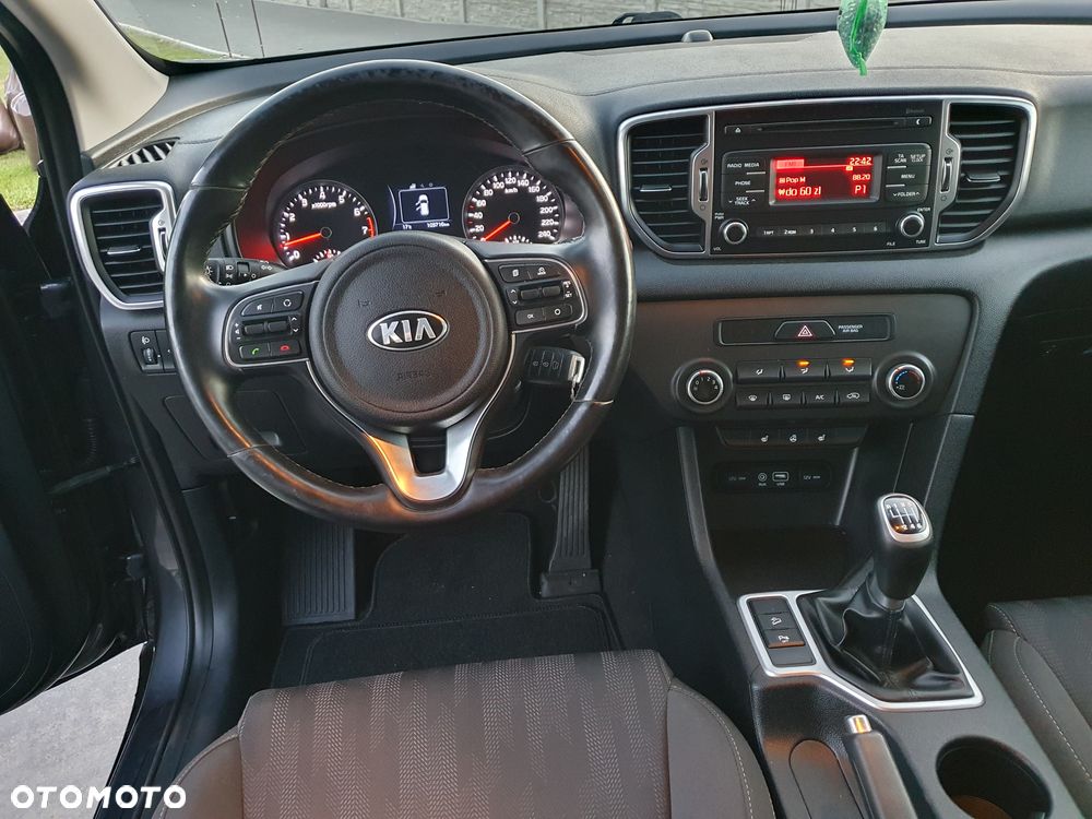 Kia Sportage 1.6 GDI Business Line L 2WD - 26