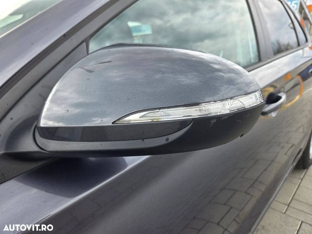 Hyundai i30 1.4 100CP 5DR M/T Classic+ - 10