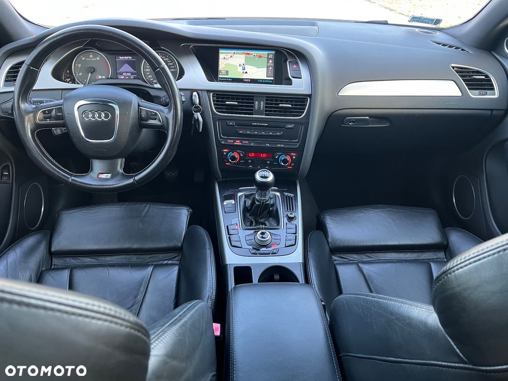 Audi S4 Avant - 35