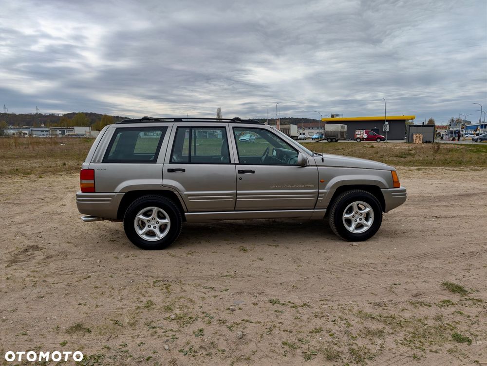 Jeep Grand Cherokee 5.9 Limited - 10