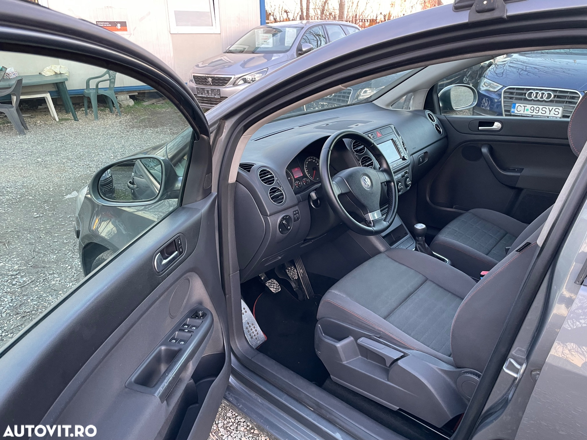 Volkswagen Golf Plus 1.9 TDI Comfortline - 10