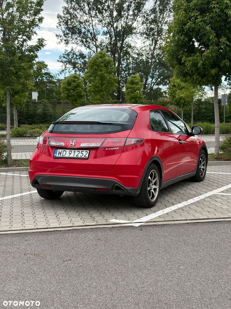 Honda Civic 1.8 Executive - 8