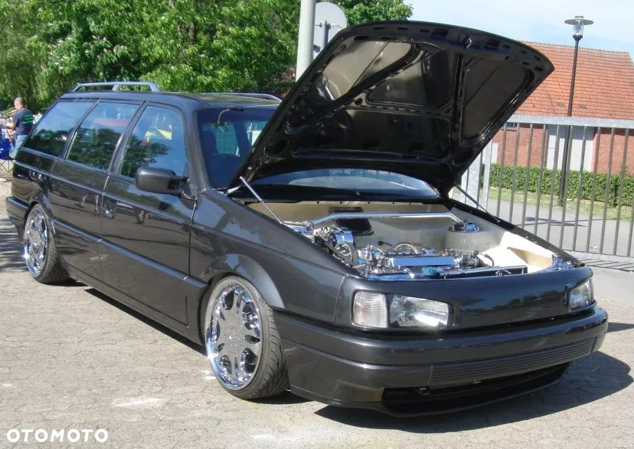 Volkswagen Passat - 2