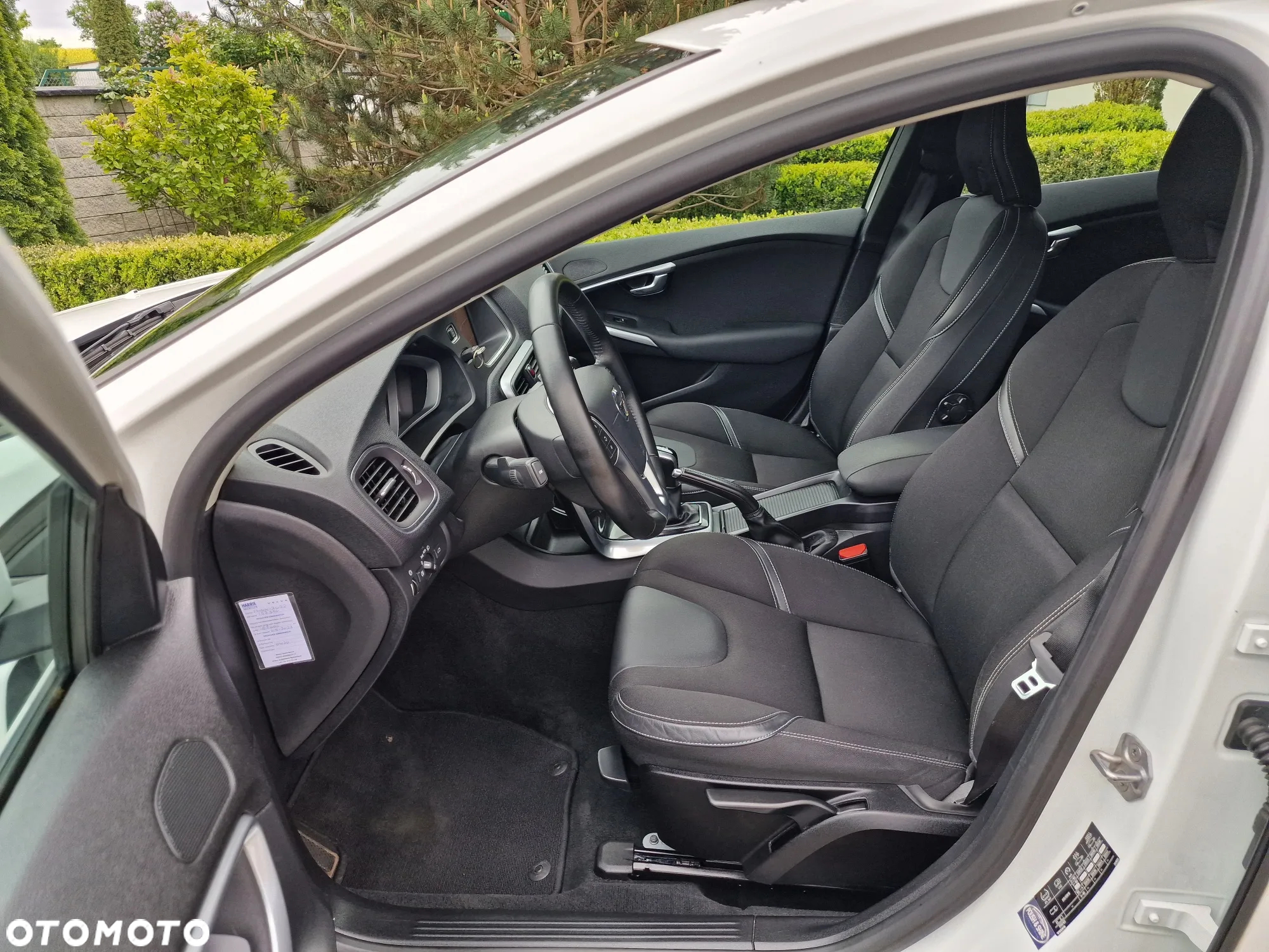 Volvo V40 D2 Drive-E Momentum - 18