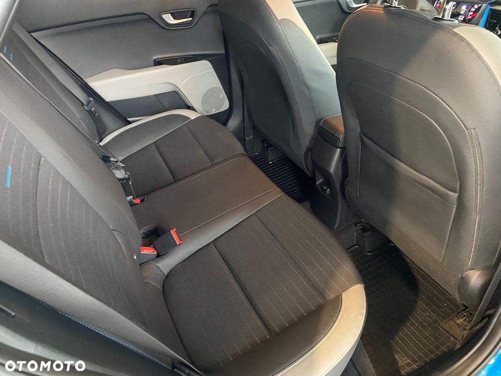 Kia Stonic 1.2 L - 12