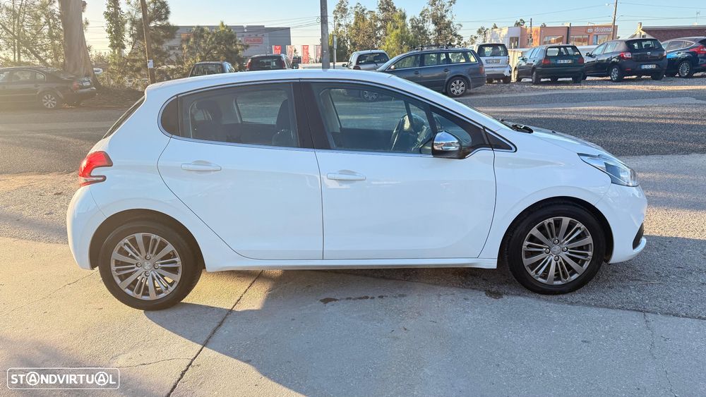 Peugeot 208 1.2 PureTech Active - 2