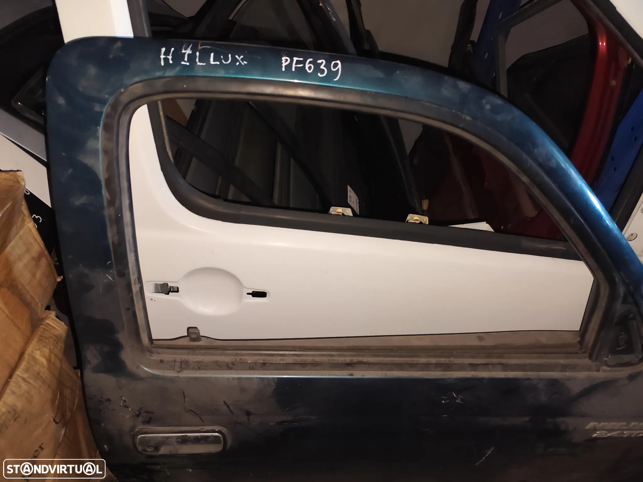 TOYOTA HILUX PORTA FRENTE DIREITA - PF639 - 2