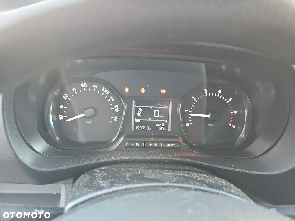 Citroën Jumpy Club XL - 16