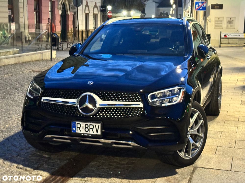 Mercedes-Benz GLC - 12