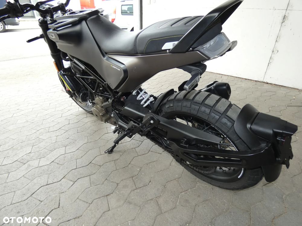 Husqvarna Svartpilen - 8