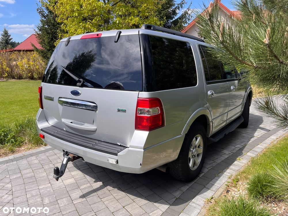 Ford Expedition 5.4 XLT 4WD - 5