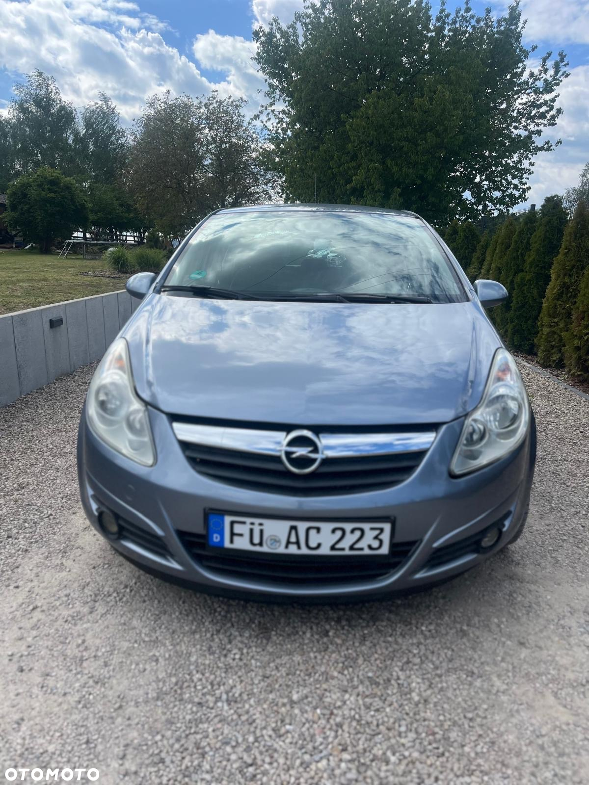 Opel Corsa 1.4 16V - 4