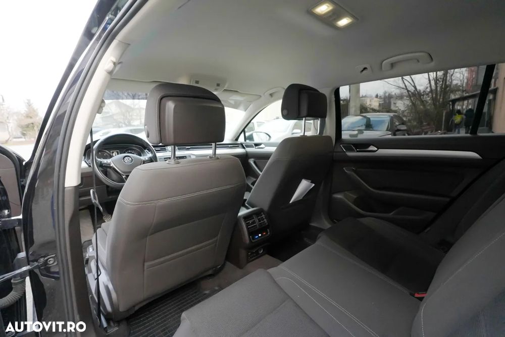 Volkswagen Passat Variant 2.0 TDI Comfortline - 8