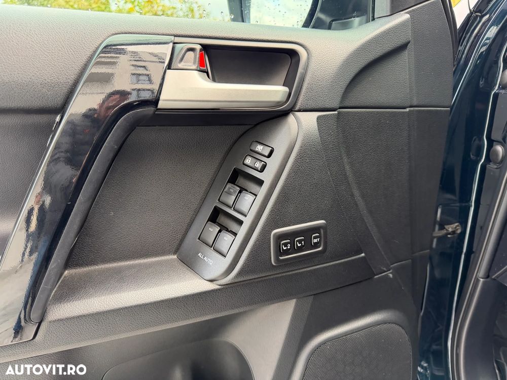 Toyota Land Cruiser 2.8l D-4D 204 CP A/T 7 locuri Luxury AVS - 15