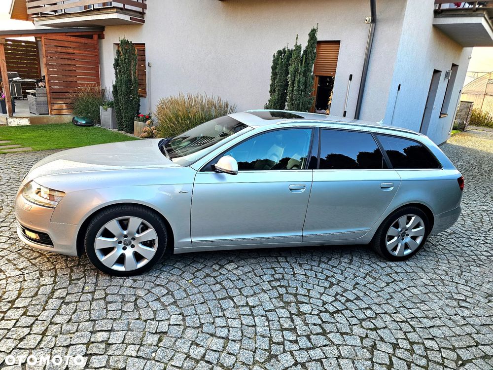 Audi A6 Avant 2010 photo 3