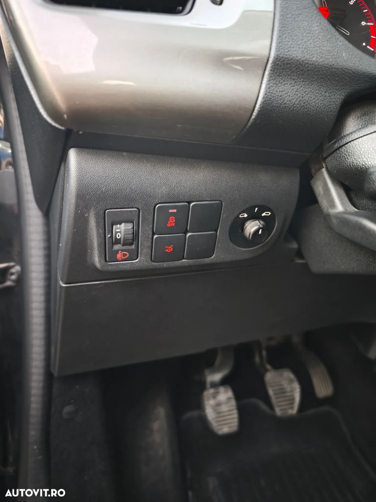 Citroën C-Elysée 1.2 PureTech BVM Feel - 17