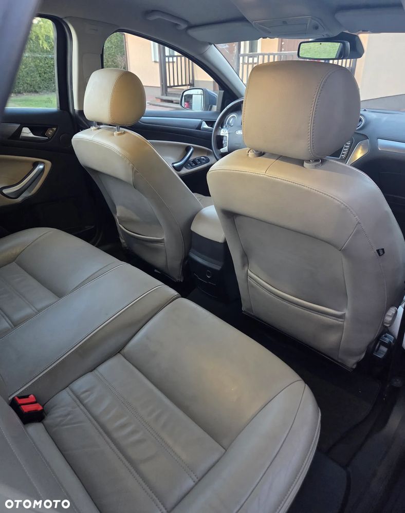 Ford Mondeo - 9