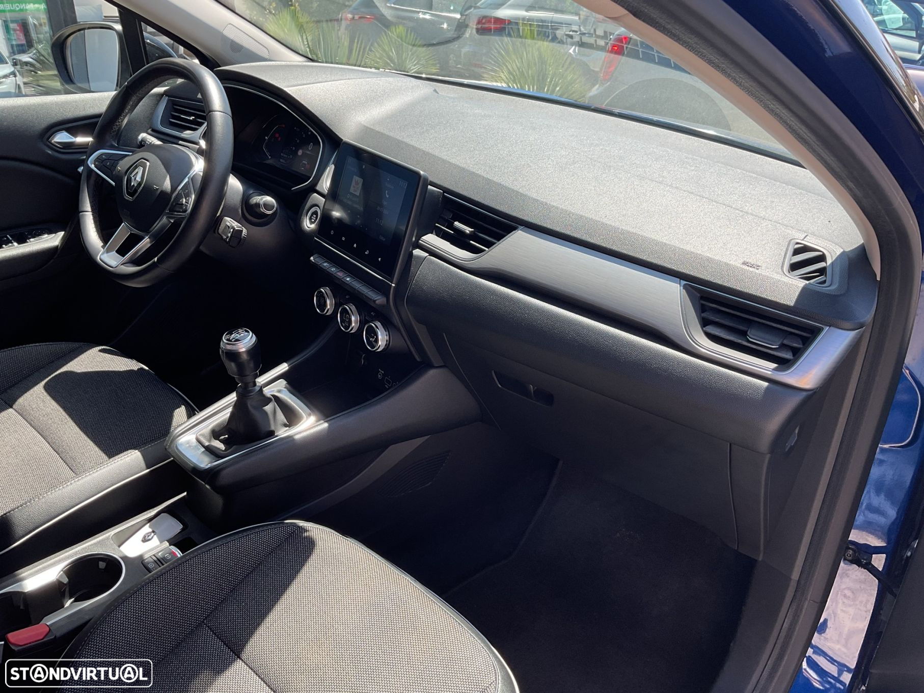 Renault Captur 1.0 TCe Exclusive - 25