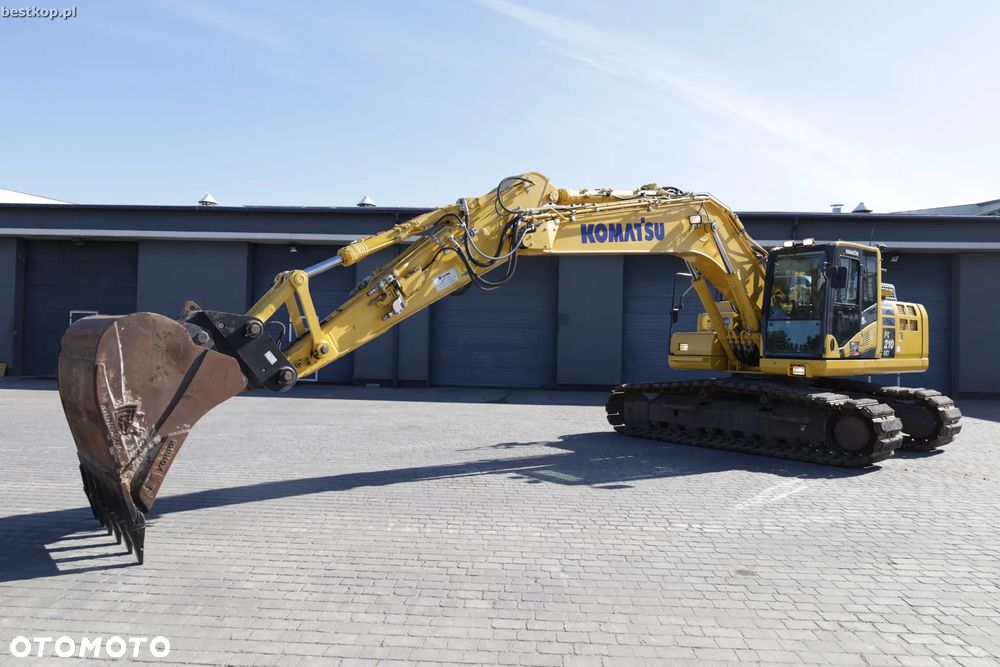 Komatsu PC210LC-11 - 33