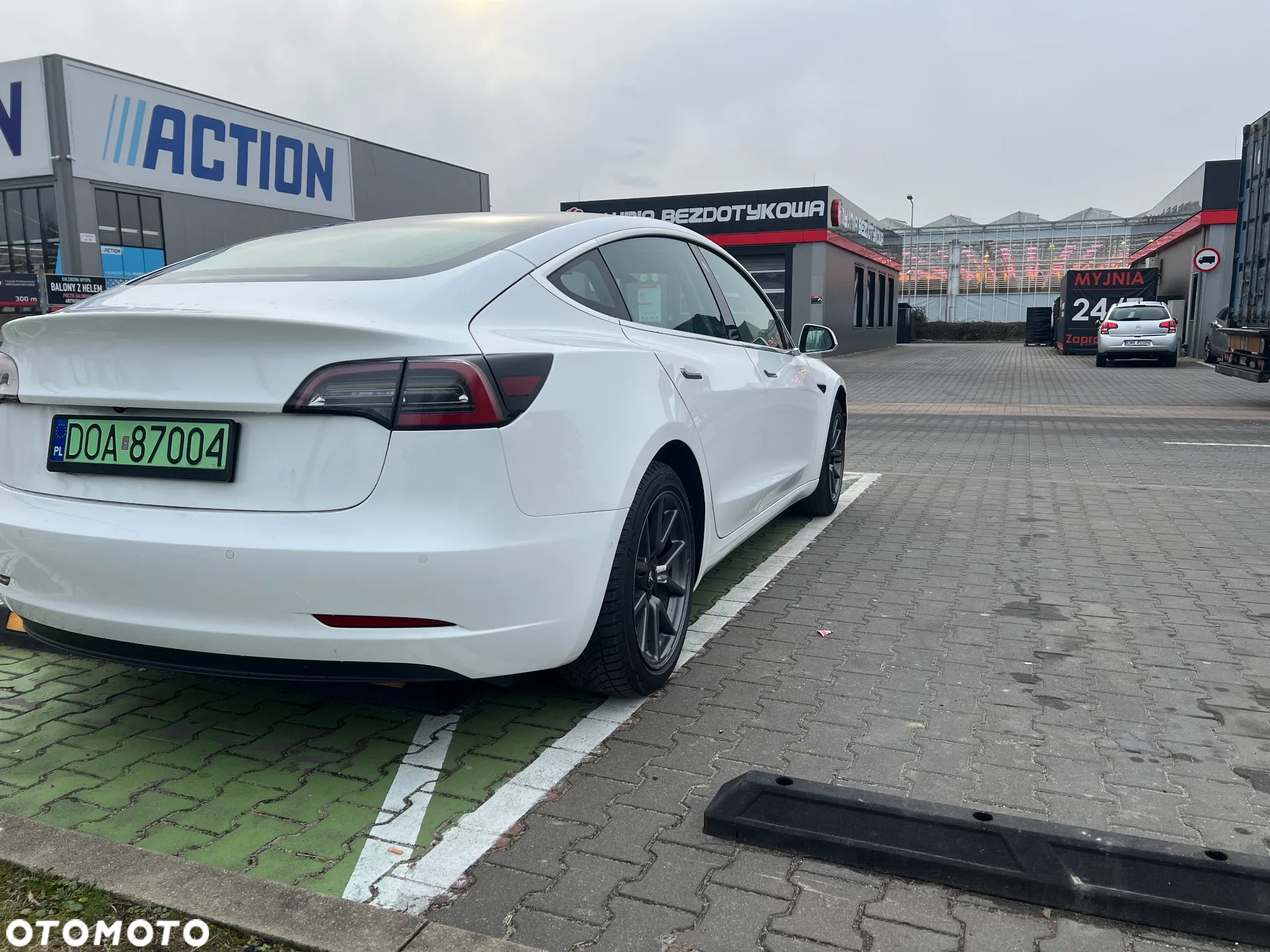 Tesla Model 3 RWD Hinterradantrieb - 4