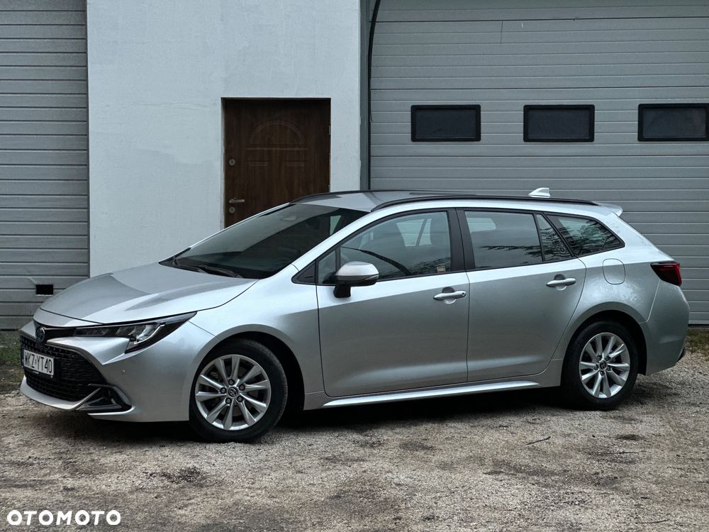 Toyota Corolla 2.0 Hybrid Comfort - 2