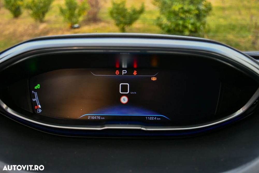 Peugeot 5008 2.0 BlueHDI s&s EAT8 GT - 19