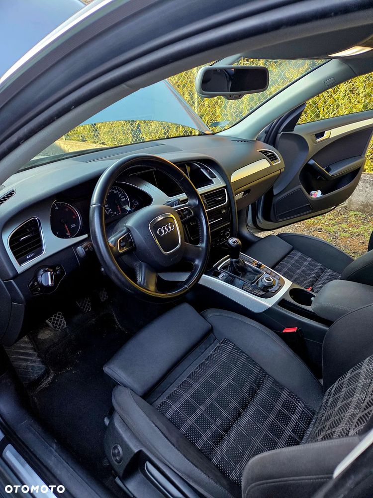 Audi A4 Avant 2.0 TDI Limited Edition Multitr - 15