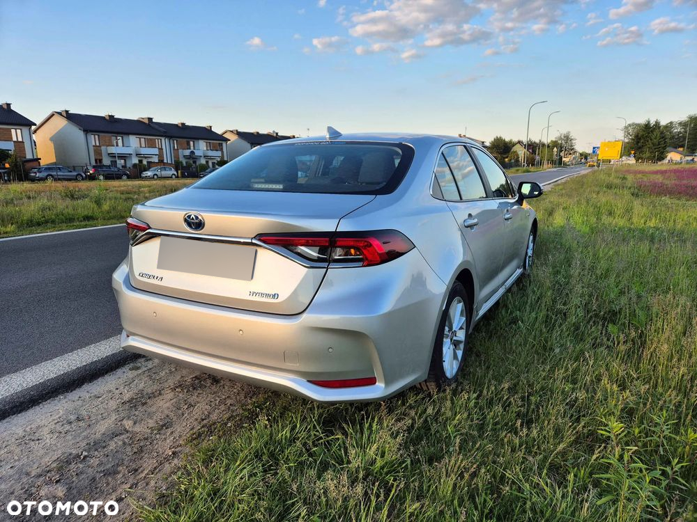 Toyota Corolla - 4