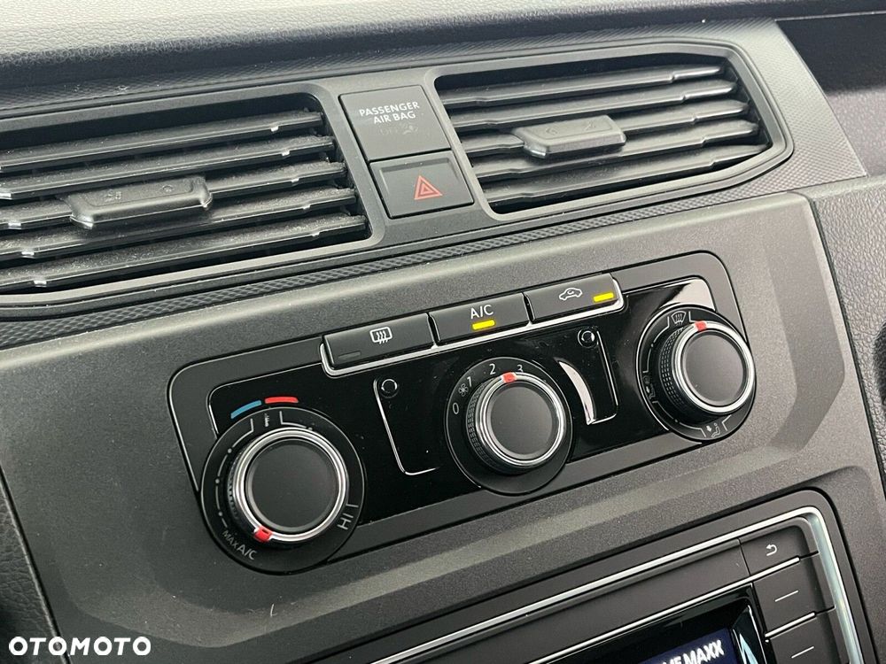 Volkswagen Caddy - 25