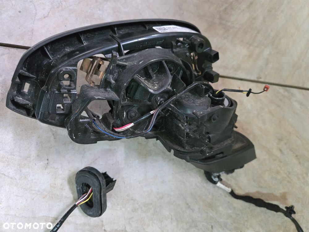 AUDI A4 B9 LIFT LUSTERKO PRAWE 6 PINÓW WERSJA EUROPEJSKA - 4