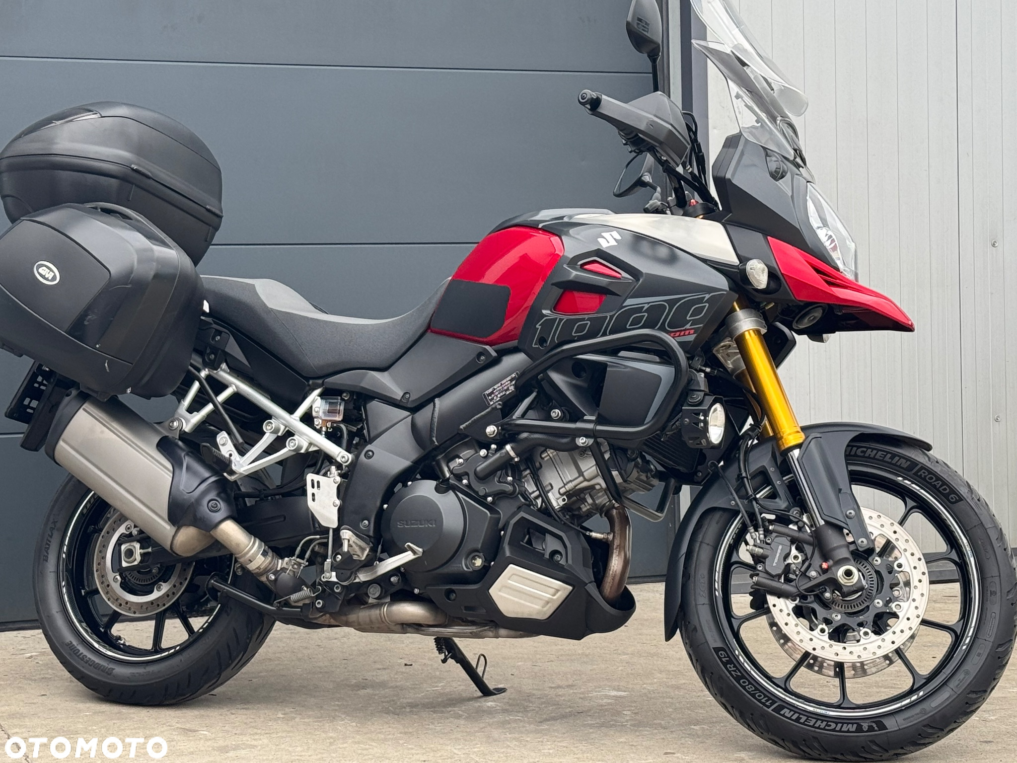 Suzuki V-STROM - 11