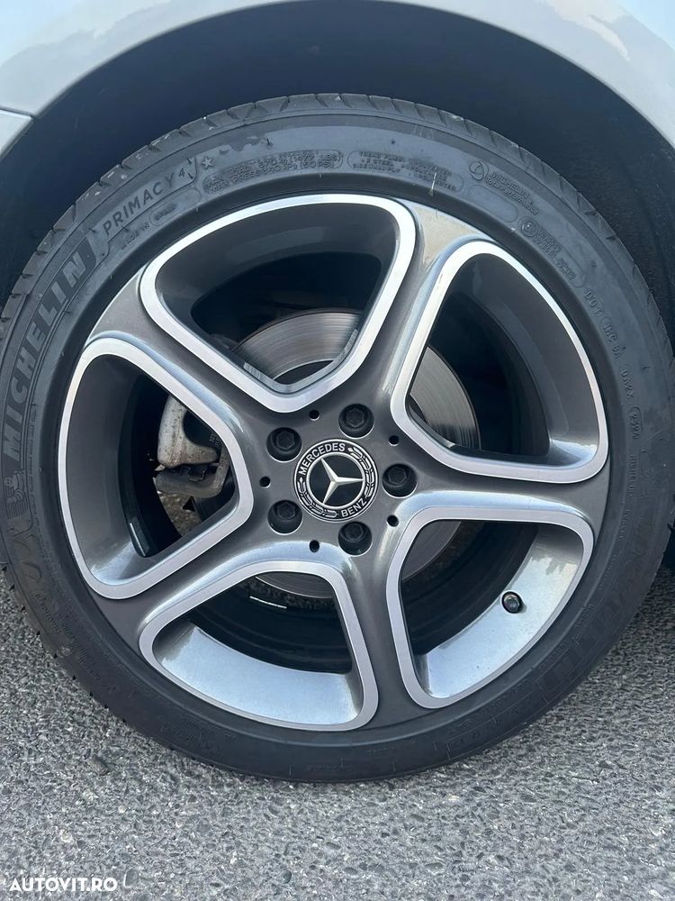 Mercedes-Benz CLA 180 7G-DCT - 29