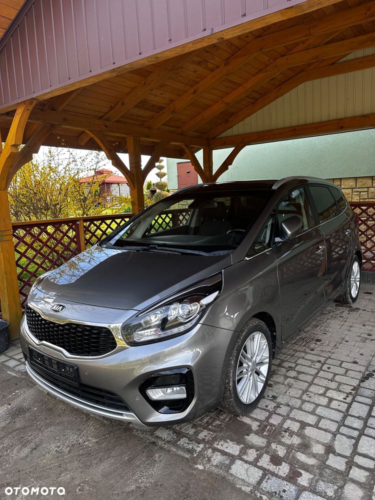 Kia Carens 1.7 CRDi M 7os EU6 - 28
