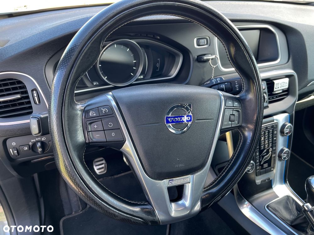 Volvo V40 D2 RDesign - 18