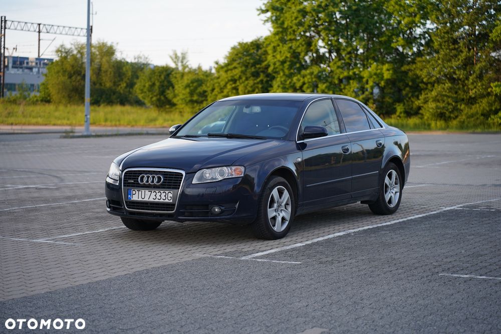 Audi A4 Limousine - 6